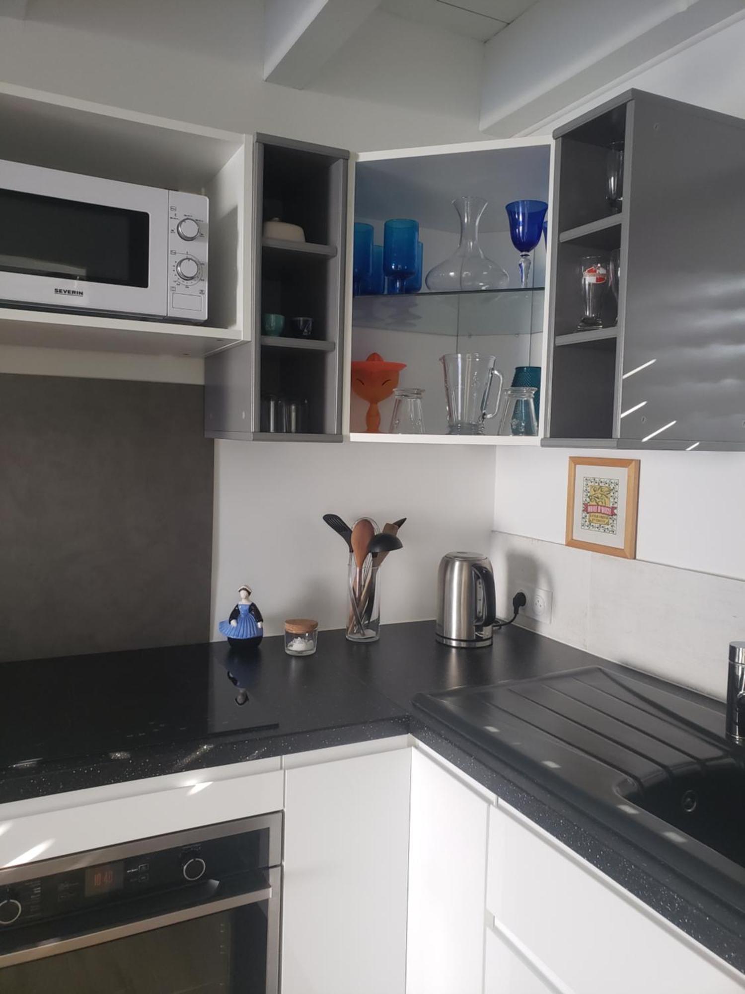 Brise Marine Apartment กรัวซ์ ภายนอก รูปภาพ